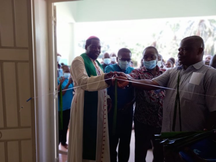 Bishop Hiiboro opens Maternity Clinic at St. Theresa hospital in Nzara.