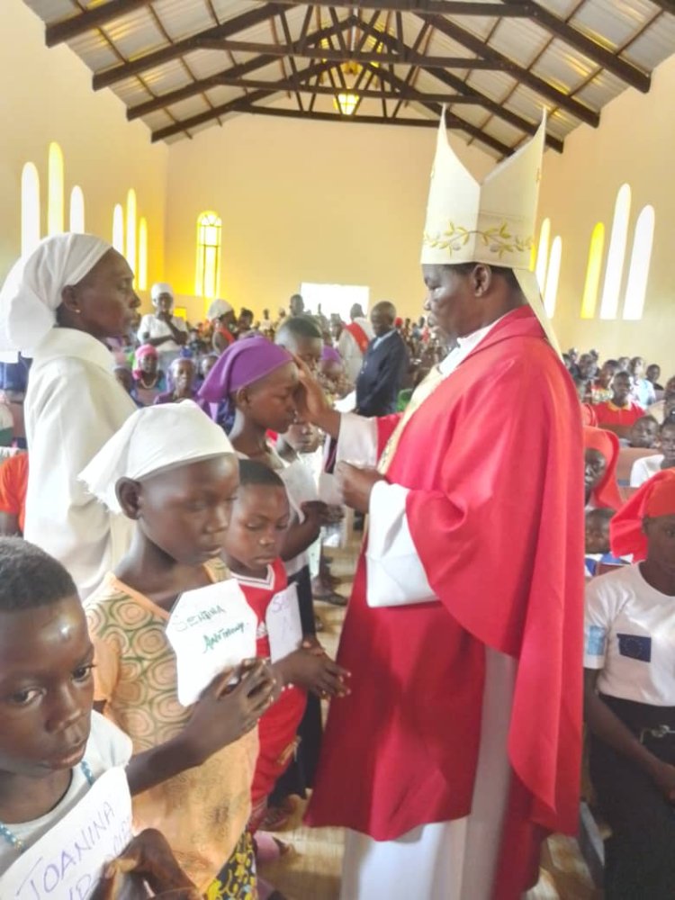 Over 700 Candidates Received the Sacrament of Confirmation during Bishop Eduardo Pastoral Visit to Mid – West Deanery