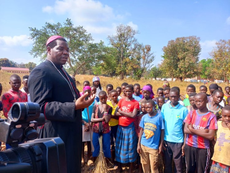 “We Learn to Love, Forgive and Empathize with our Siblings, Parents, and Children”, Bishop Hiiboro to Children in Tombura
