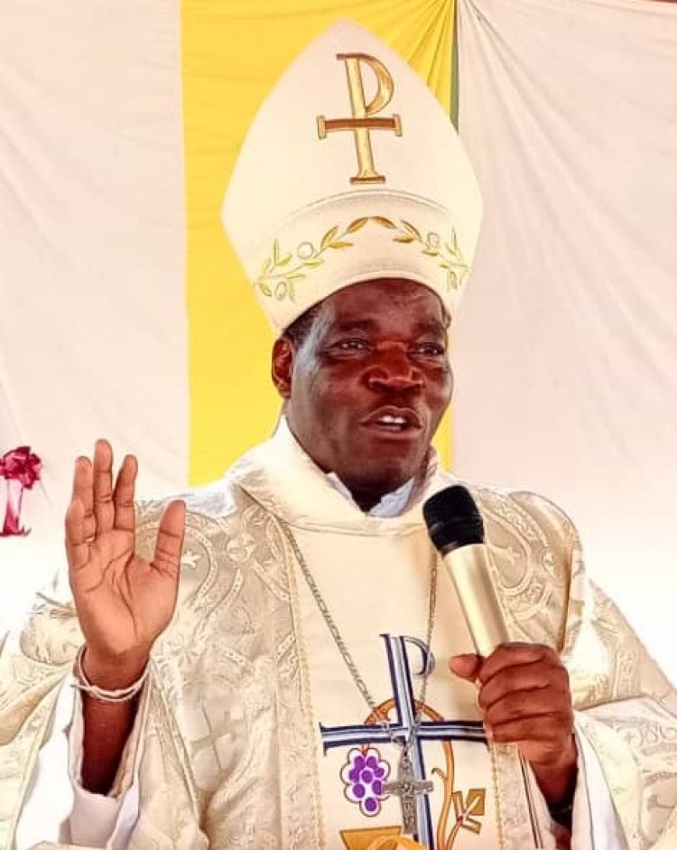 Bishop Eduardo Recognizes Bishop Abangite’s Enduring Impact on the Life of Many